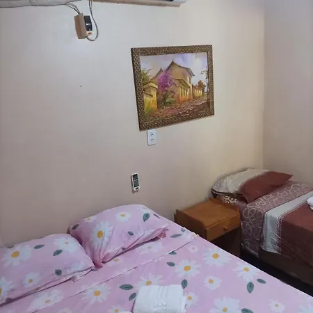 Apartamento Departamentos Urquiza Puerto Iguazú Exterior foto