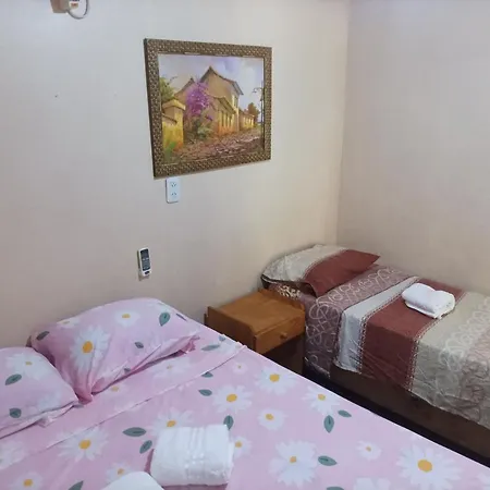 Apartamento Departamentos Urquiza Puerto Iguazú Exterior foto